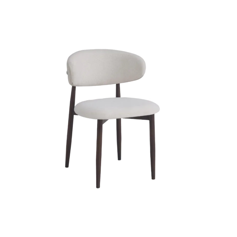 Chaise Lucile – Pied effet noyer grain beige REF 124 .