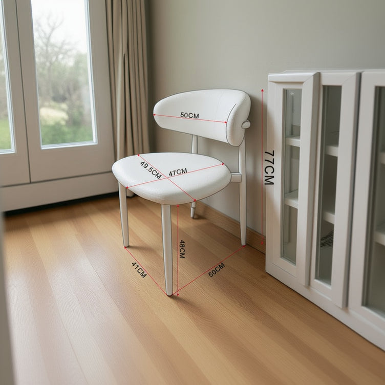 Chaise Lucile – Pied effet noyer grain beige REF 124 .