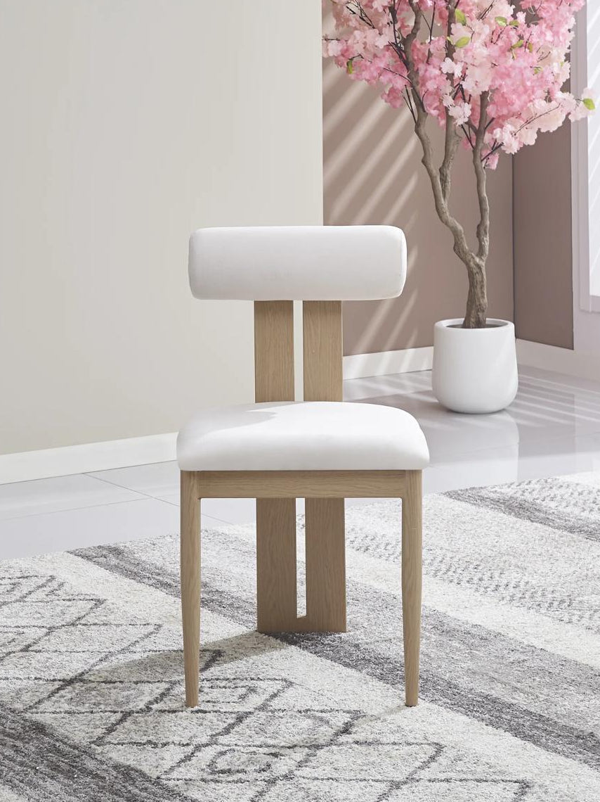 Chaise TIFFANY – Pied effet bois & velours beige