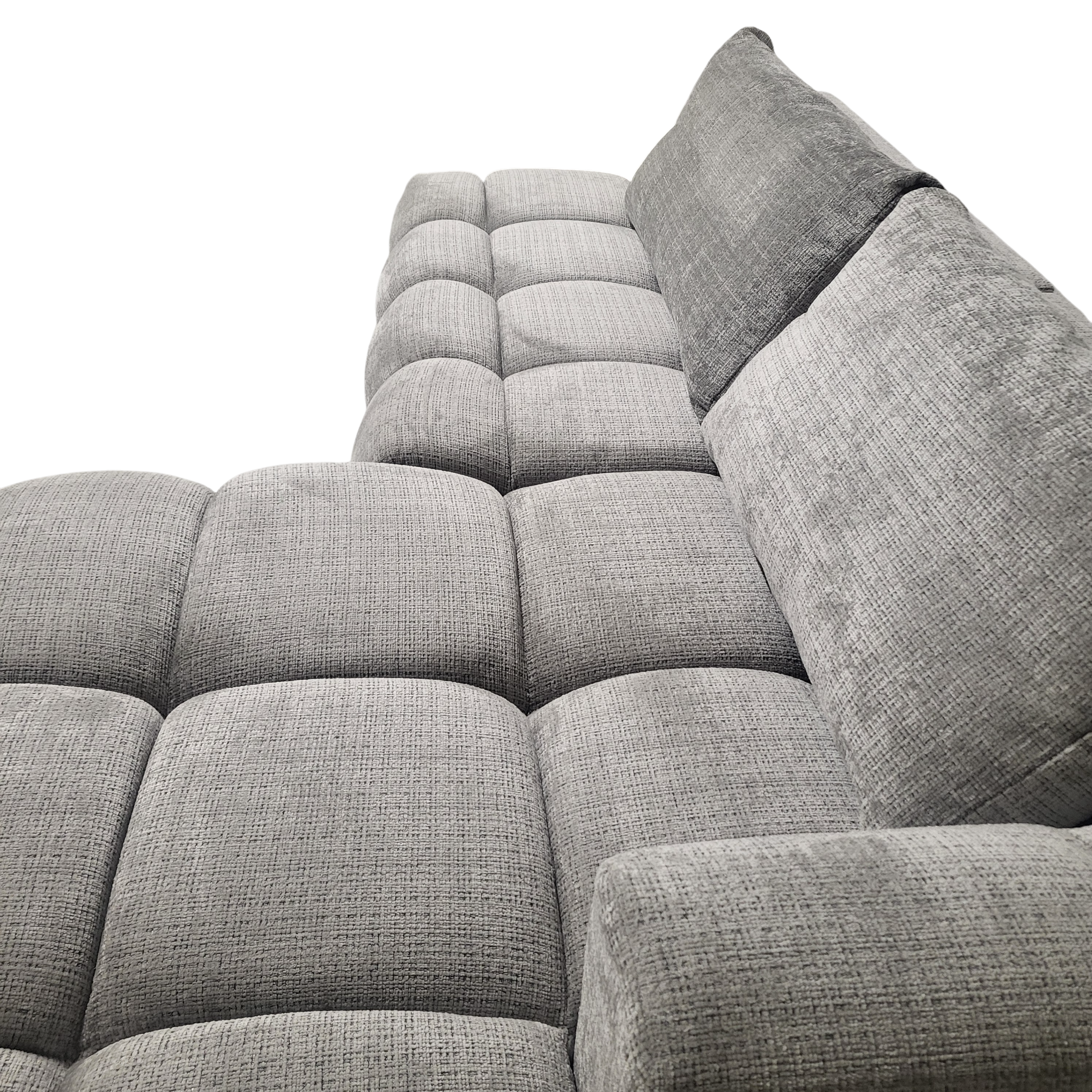 Détail de l’assise matelassée du canapé Milano gris