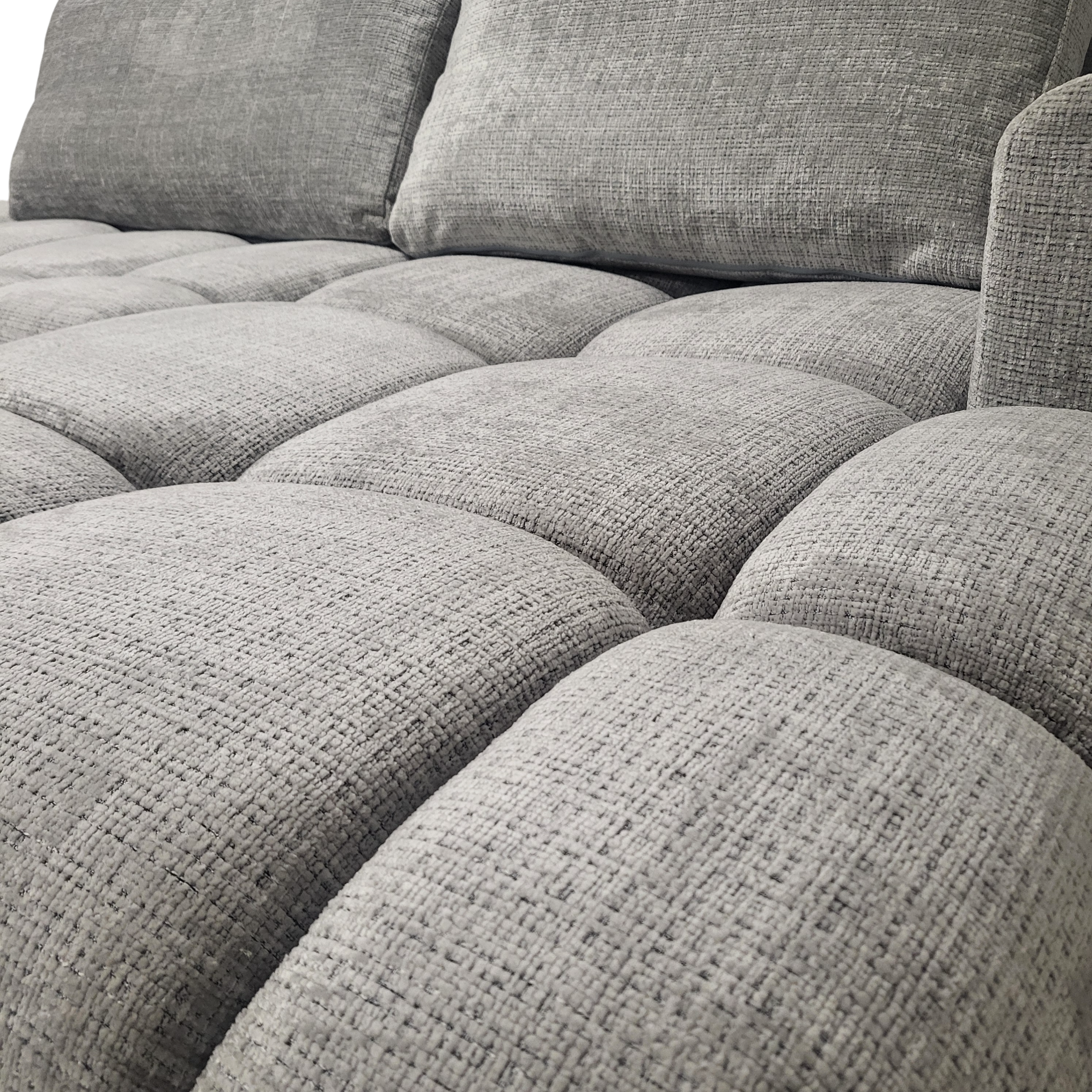 Détail des coussins d’assise du canapé Milano gris