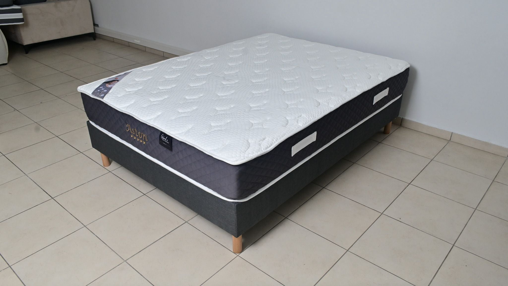 Matelas ASTON 160x200X25 cm à ressorts ensachés REF 3023