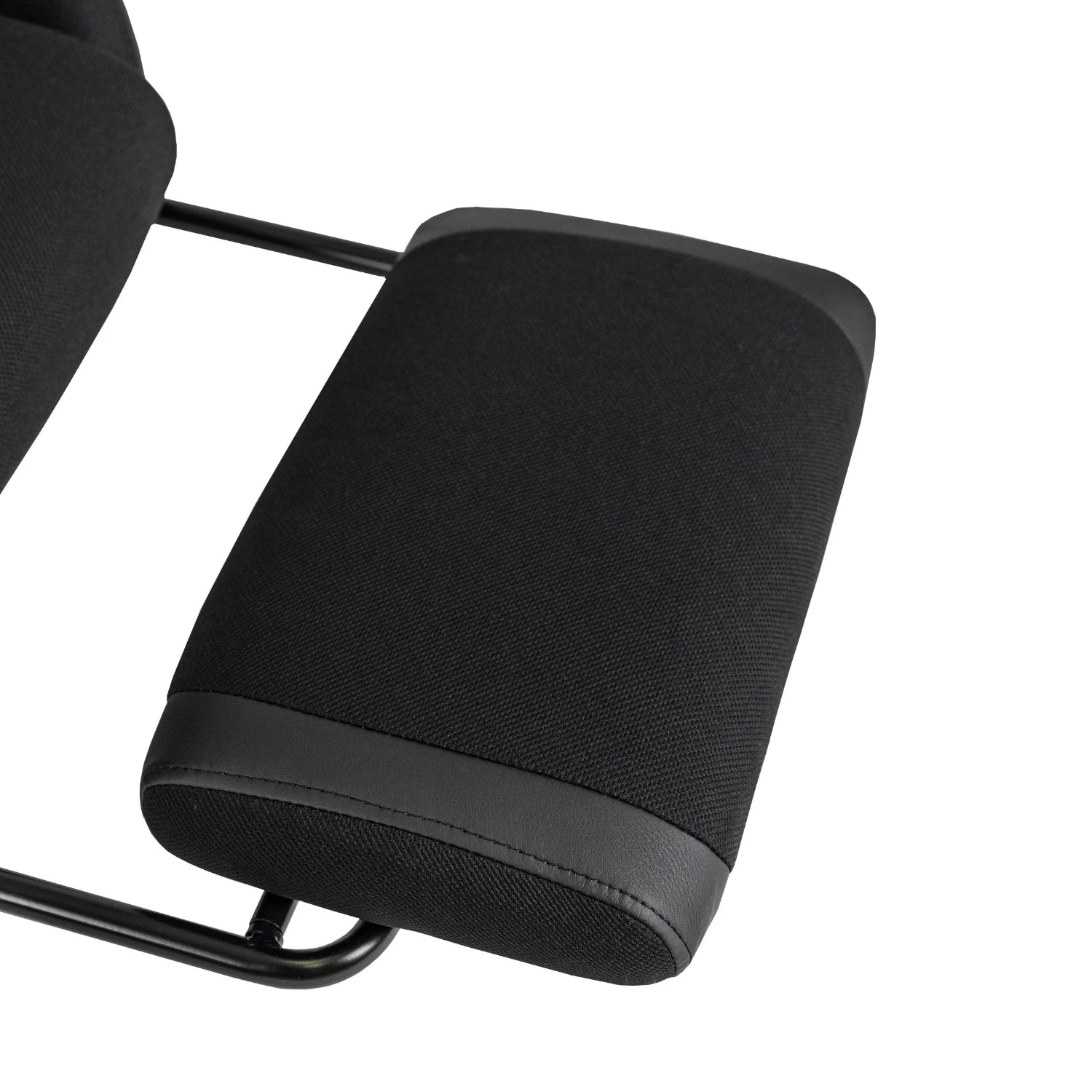 Fauteuil gaming pivotant MAXIMO noir avec repose-pieds REF 3012